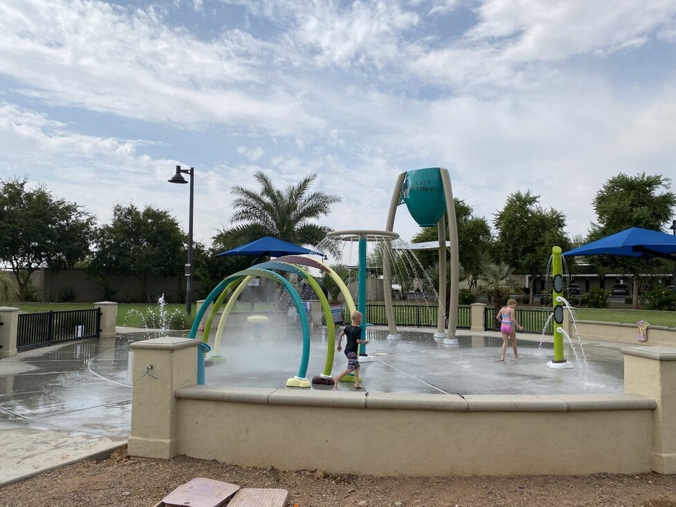 Gateway Park and Splash Pad in El Mirage - Phoenix With Kids Gateway Park and Splash Pad in El Mirage - Phoenix With Kids